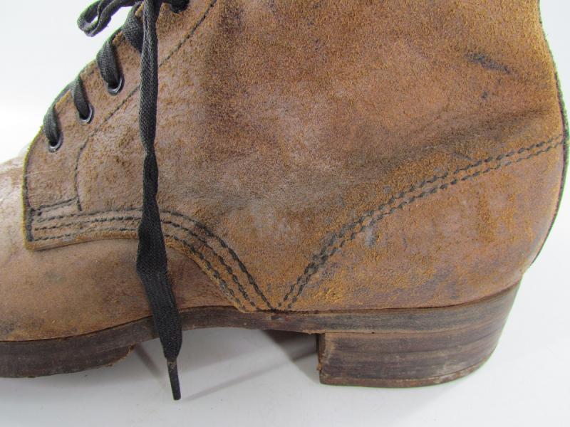 M44 Low Boots ( Schnurschuhe )