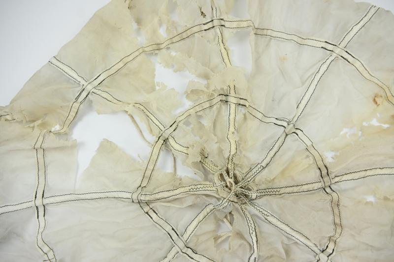 US WW2 Artillery Parachute 66cm