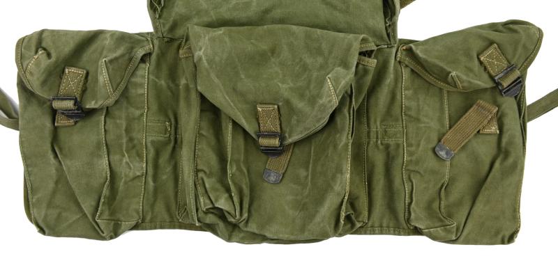US WW2 Paratrooper Medic Bag 1945