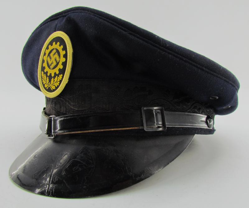German DAF ‘Deutsche Arbeitsfront’ visor cap with RZM Label