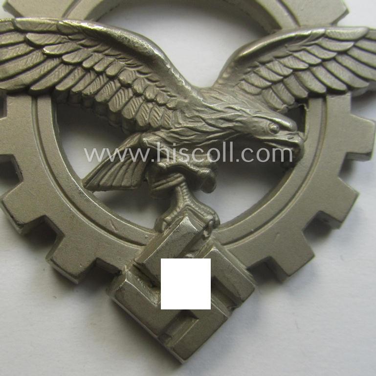 WH (Luftwaffe)-related- (and I deem officers'-pattern) breast-badge ie. eagle-device as was specifically intended for commissioned-staff working within the WH 'Generalluftzeugmeister'- (ie. 'GL'-) organisation