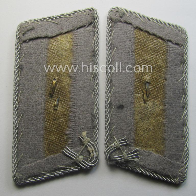 Fully matching - and actually not that easily found!! - pair of DRK (ie. 'Deutsches Rotes Kreuz') enlisted-mens'- (ie. NCO-) type collar-tabs (ie. 'Kragenspiegel') as was intended for usage by a: 'DRK-Helfer'