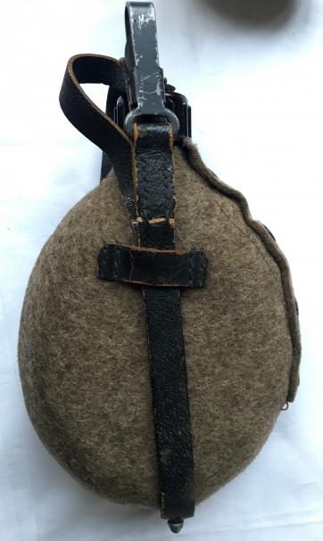 WH (Heer) Canteen and Cup 'Dutch Made'