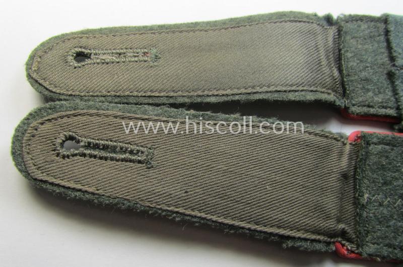 Pair of early- (ie. mid-) war-period, so-called: 'M41 o. M43'-pattern, WH (Heeres) EM-type shoulderstraps that comes with its accompanying 'Überschube'-pair as intended for a: 'Soldat des Panzerjäger-Abts. 23'