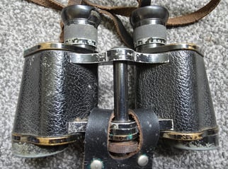 Wehrmacht 6 x 30 binoculars (extra pictures)