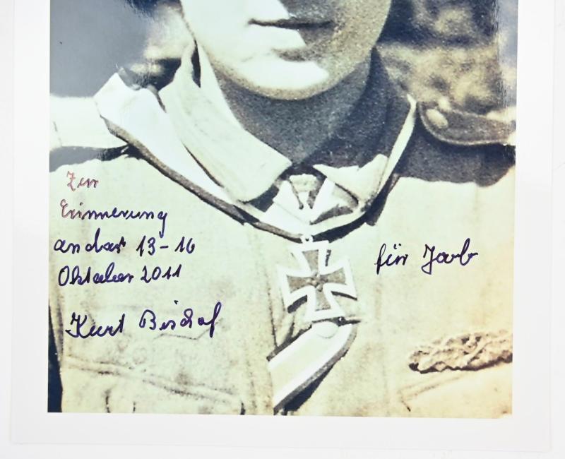 Signature of Wehrmacht Heer KC Recipient 'Kurt Bischof'