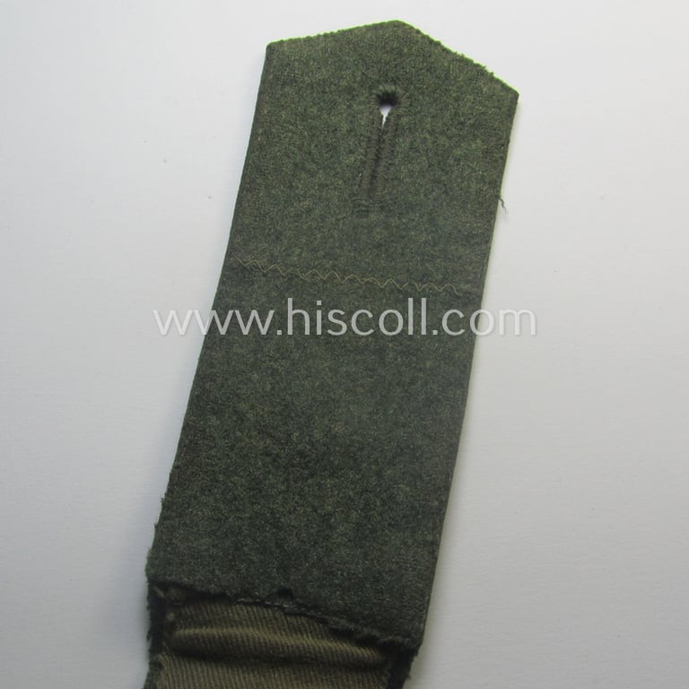 Single - and actually not that often seen! - WH (Heeres) EM-type (ie. 'M36- o. M40'-pattern- and 'pointed styled-') 'cyphered' shoulderstrap as was intended for usage by a: 'Soldat des Infanterie-Rgts. 5'