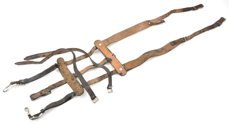 German Paramilitary Assault Frame & Messtin
