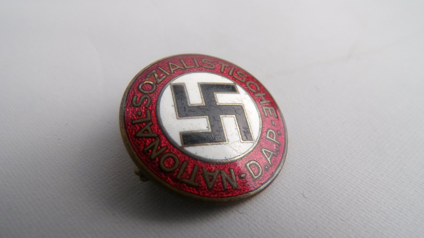 N.S.D.A.P Membership pin