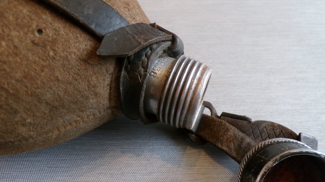 Complete uniform of an S.A Man Part 3