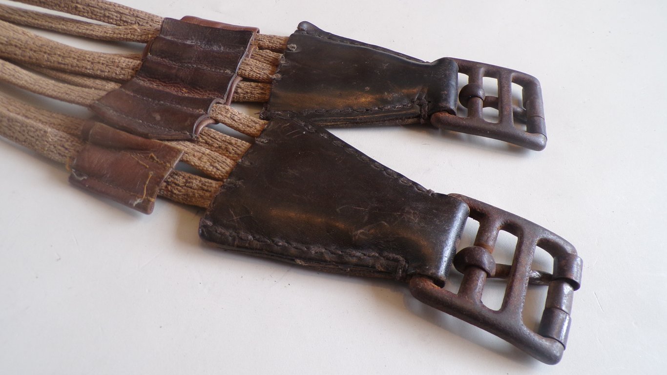 Rare Cavalry Saddlebag Securing Belt - C. Pose 1916