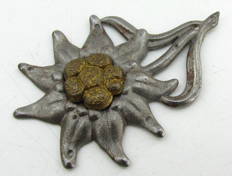 Wehrmacht Mountain Troops "Edelweiss" Cap badge