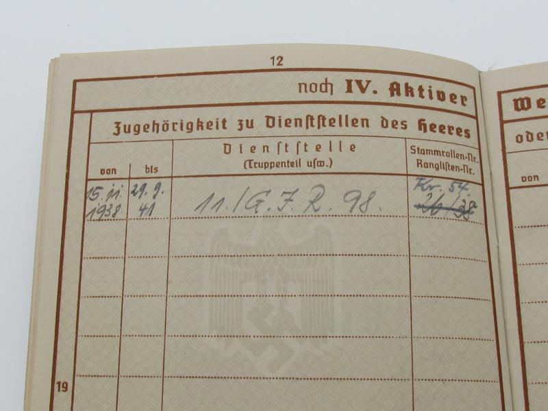 Wehrmacht ( Gebirgsjäger ) Wehrpass + Cover