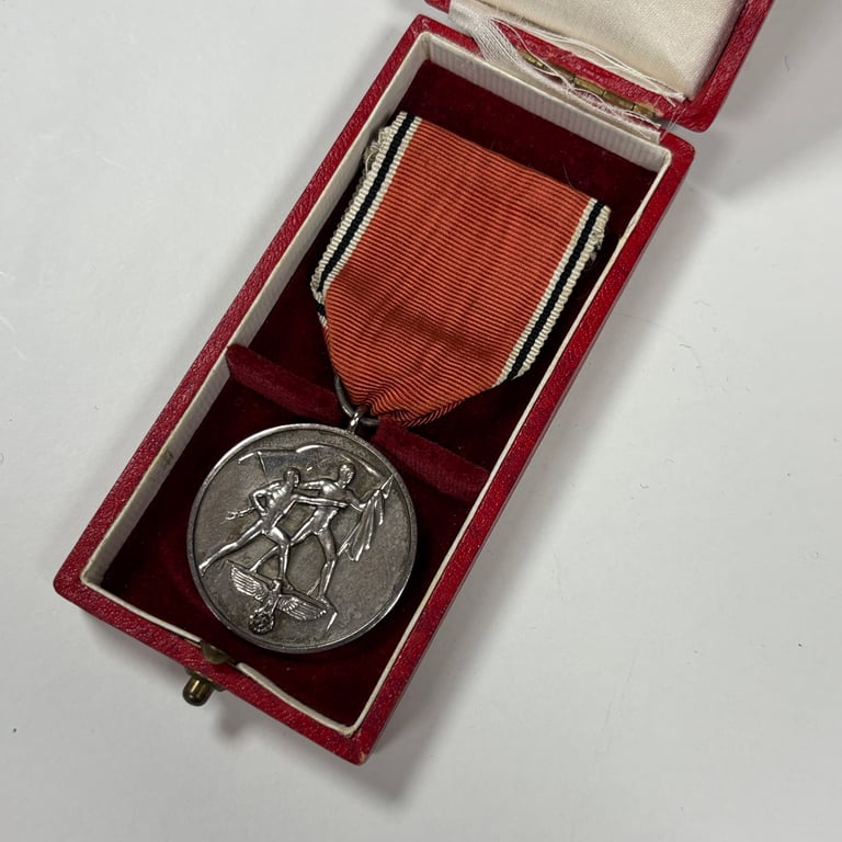 WH Cased Austria Annexation Medal - (1938 Anschluss Medal)