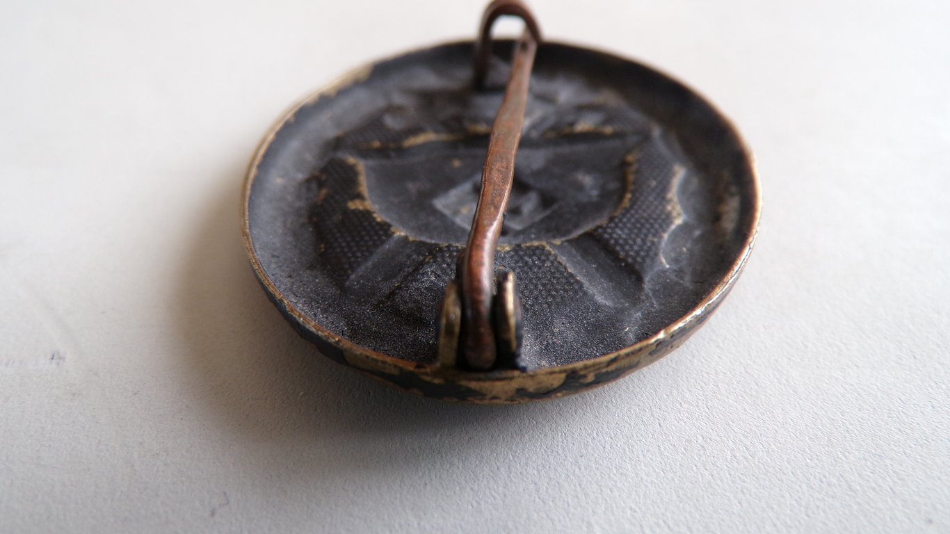 1939 Wound Badge in Black – 'Brass Core'