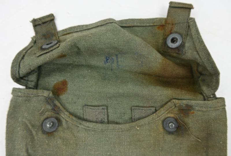 German WH M31 Gascape Pouch