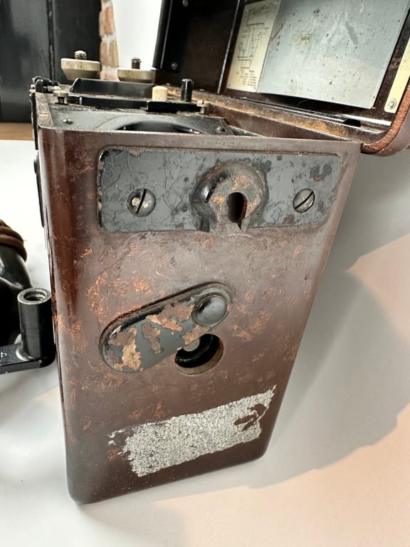 Nice original German WW2 FF33 Field Telephone (Feldfernsprecher 33) 1940