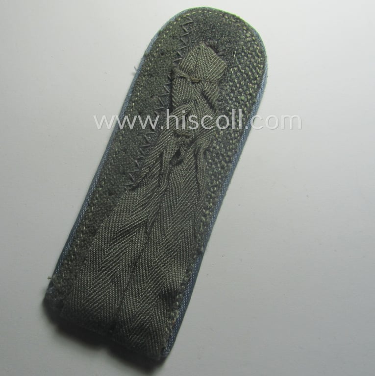 Single, WH (Heeres) later-war period- (ie. 'simplified'- ie. 'M44- o. M45'-pattern-) EM-type shoulderstrap: 'Soldat der Nachschub-Trpn.'