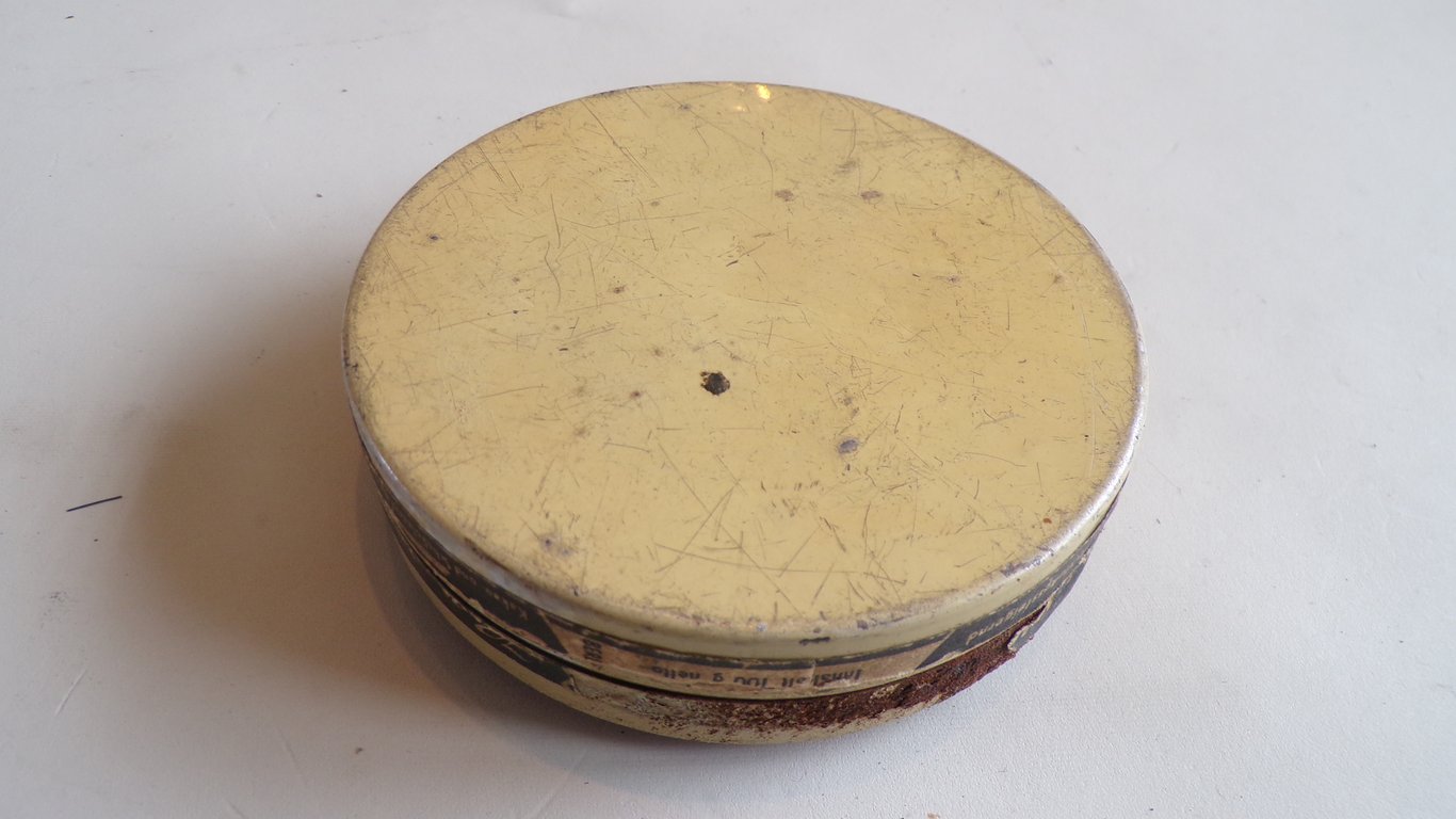 Pre-War Hildebrand Scho-Ka-Kola Tin