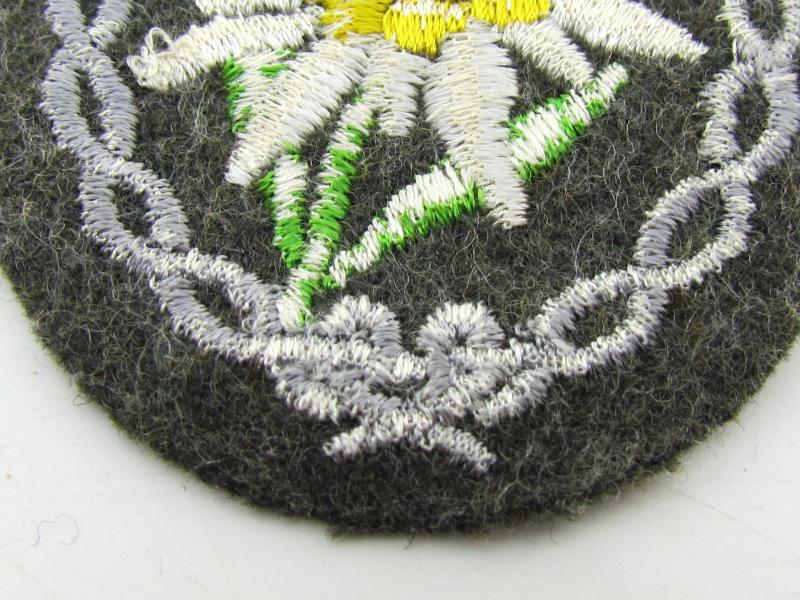 Wehrmacht Gebirgsjäger Edelweiss sleeve badge