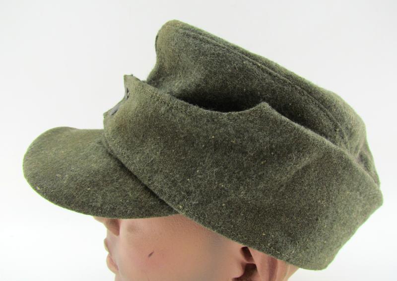 M43 Army (Heer) Field Cap ‘Einheitsfeldmütze’ with RBNr.