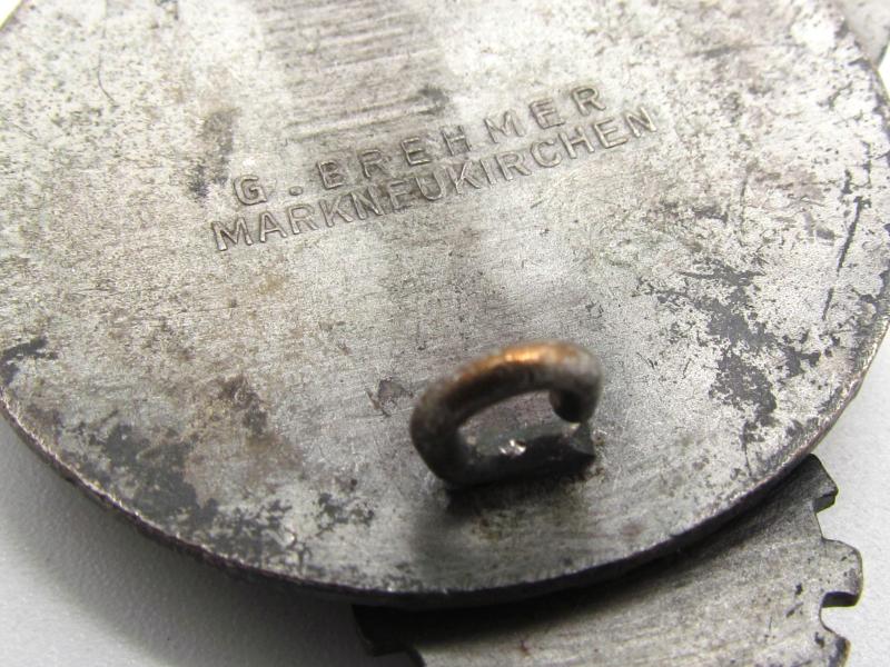 HJ ( Hitler Youth ) Gausieger Badge 1938