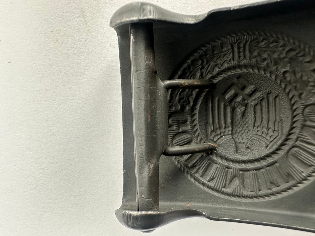 Steel Heer belt buckle marked C.T.D. 1943 "mint"