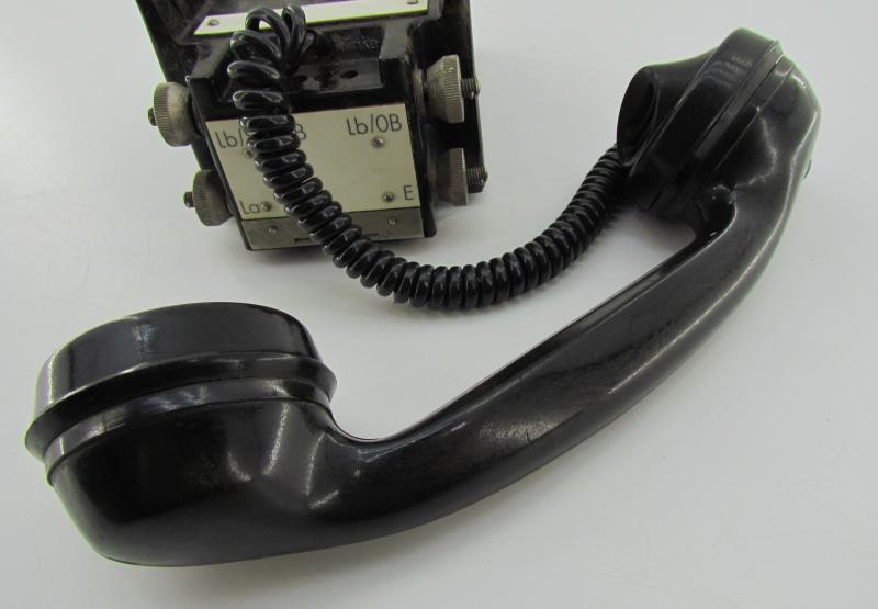 Wehrmacht Bakelite telephone ( 1942 )