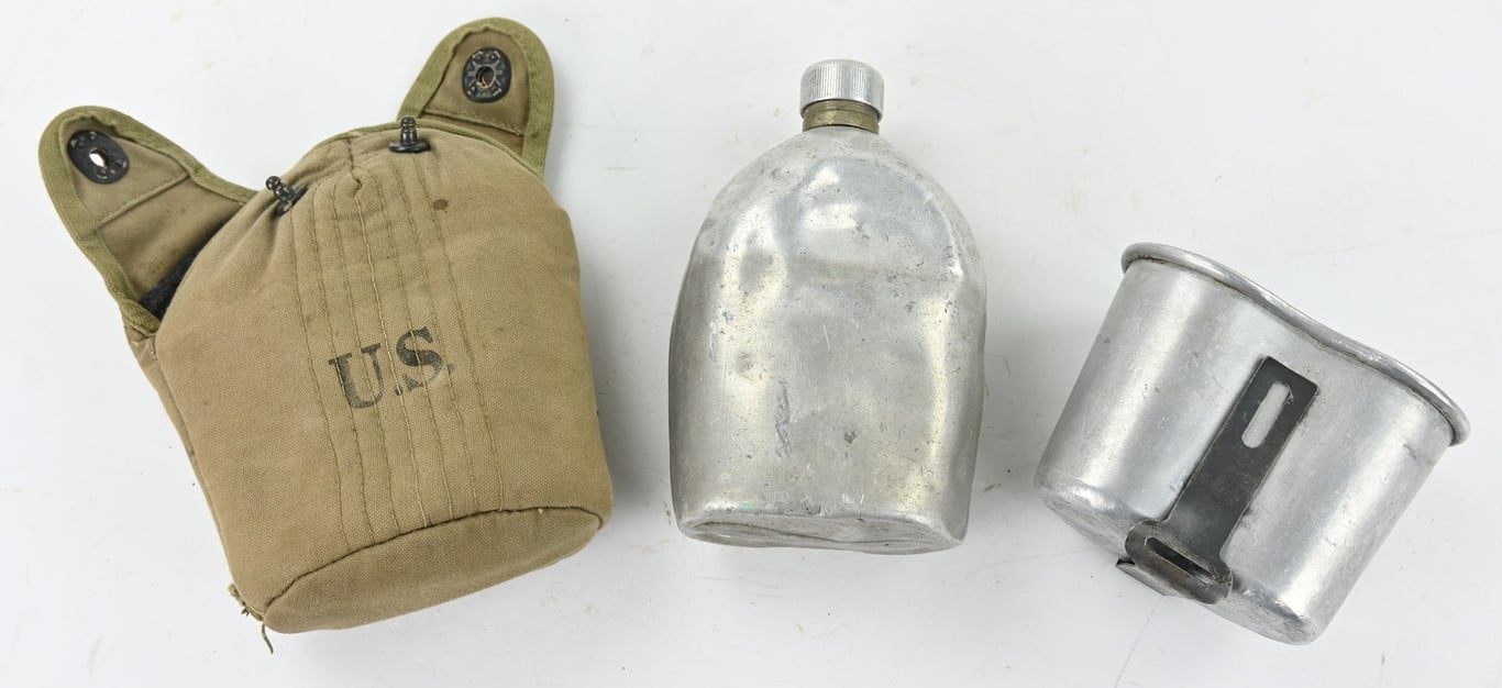 US M-1941 Cavalry/Paratrooper Canteen
