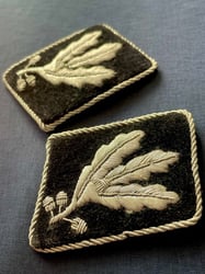 FINE PAIR OF ORIGINAL GERMAN WWII WAFFEN -SS...
