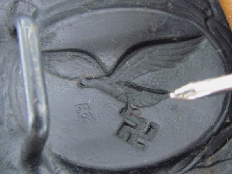 Luftwaffe belt buckle by "Hermann Aurich" 1940