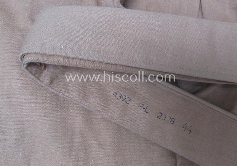 'Virtually mint- ie. unissued', N.S.D.A.P. 'standard-issue'-pattern, beige-brown- (ie. 'braunes'-) coloured: 'under-the-tunic'-shirt (ie. 'Braunhemd nach Vorschrift') with its removable collar and period 'RzM'-tag still attached