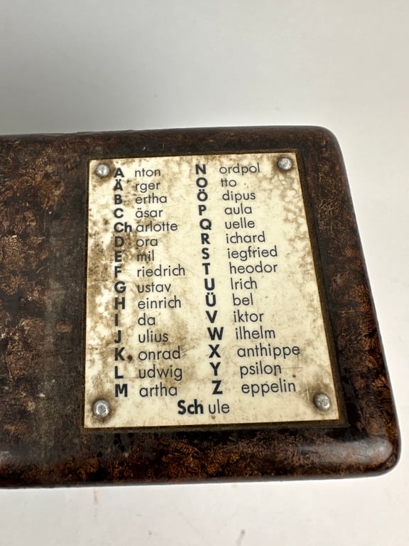 Nice original German WW2 FF33 Field Telephone (Feldfernsprecher 33) 1937