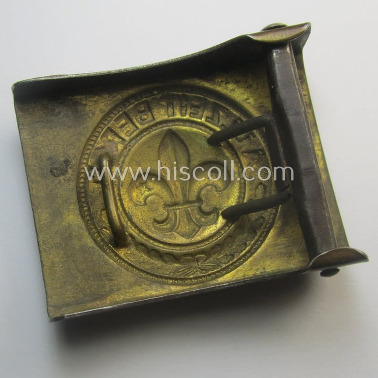 Neat - albeit unmarked and typically regular-sized! - example of a pre-war-period, boy-scouts- (ie. 'Pfadfinder'-) related copper-based belt-buckle being a just moderately used specimen