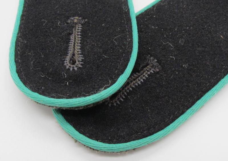 Waffen-SS mountain trooper ‘Gebirgsjäger’ EM/NCO Shoulder Boards