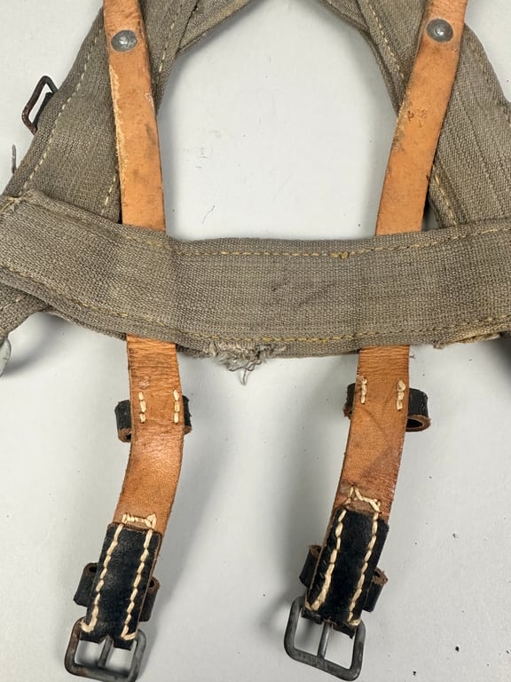 WW2 German 'A Frame' ( Gefechtsgepack )