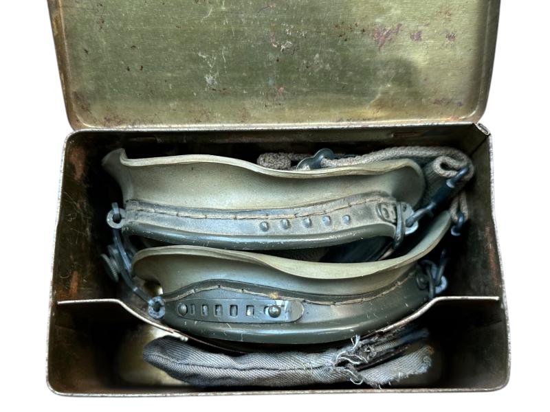 German WWII Goggles in Case -1942-