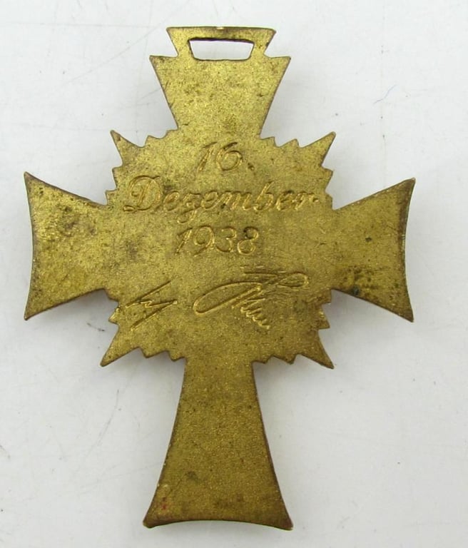 German Mothers Cross in Gold