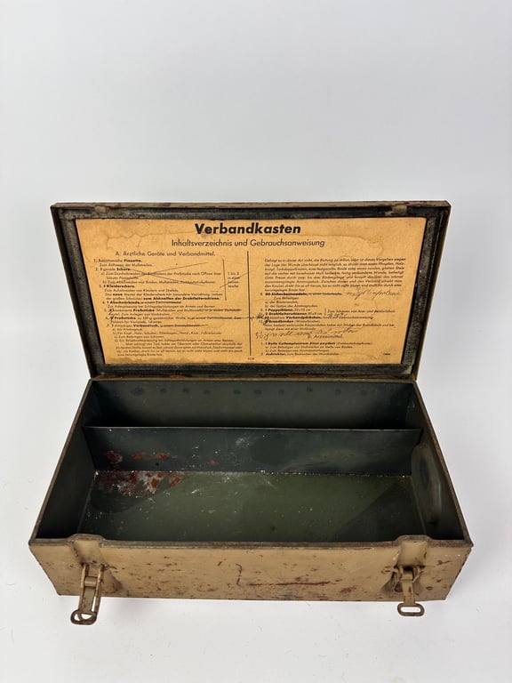 WW2 German 'Verbandkasten' First Aid Box In Tan