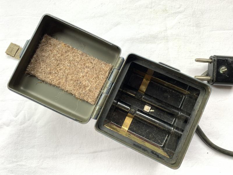 MG 34/42 Optical Sight Light and Battery Box