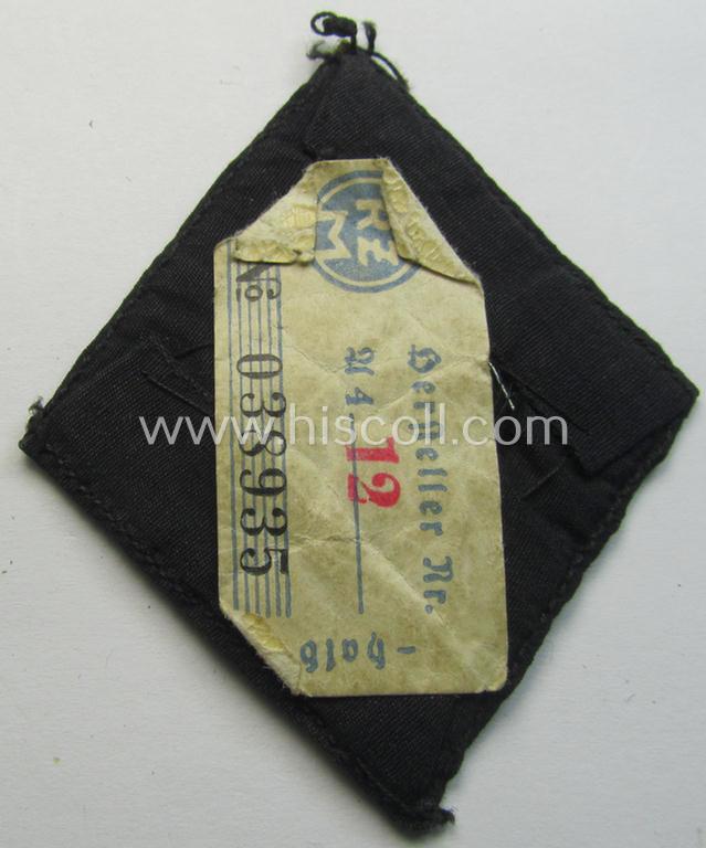 Attractive, N.S.K.K. (or: 'National Socialistisches Kraftfahr Korps') so-called: 'Kraftfahrraute des 1. Model' (or:  'drivers'-diamond' of the first pattern) that still retains its 'RZM'-etiket and that comes in an overall very nice conditio...