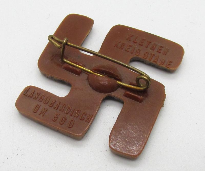 Winterhilfswerk ( WHW ) Badge – “Langobardisch, Klethen Kreis Stade” (500 AD)