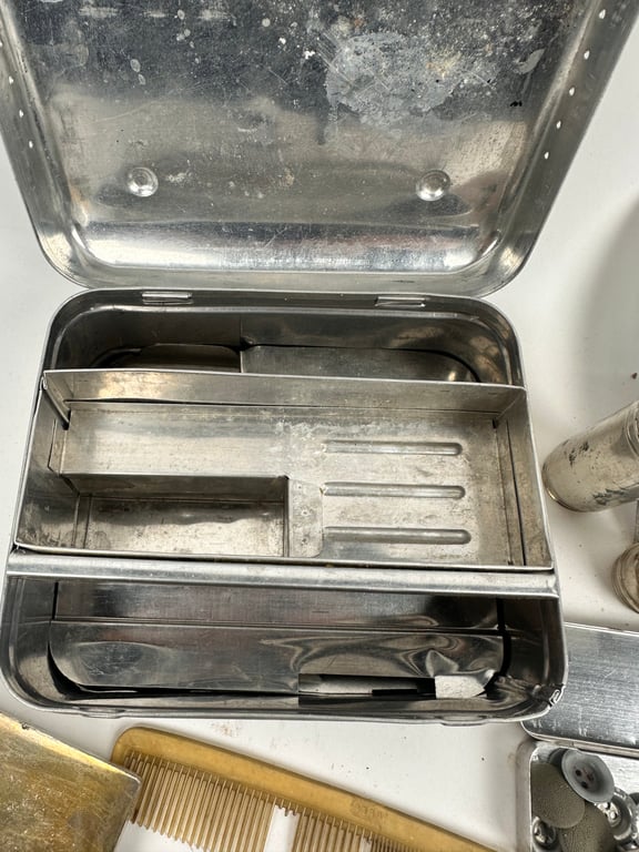 Original Wehrmacht Personal "Mica" Kit' (Soldaten Wirtschaftskasten)