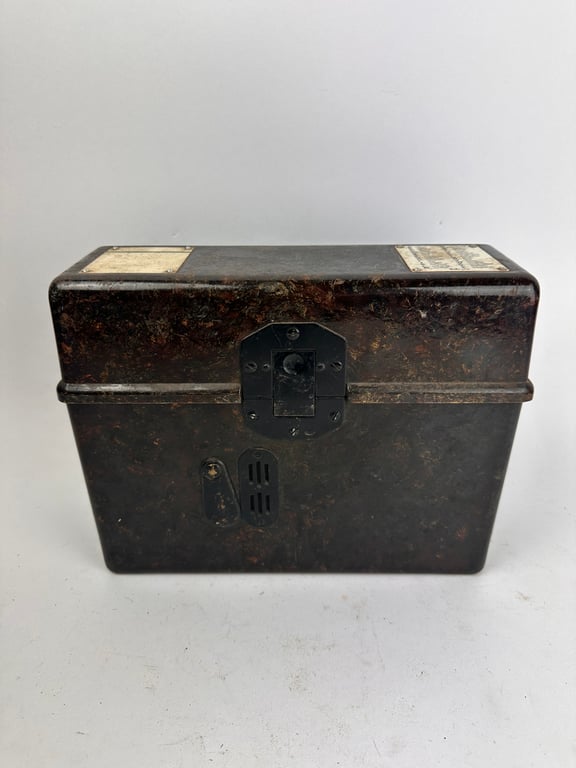 Nice original German WW2 FF33 Field Telephone (Feldfernsprecher 33) 1940