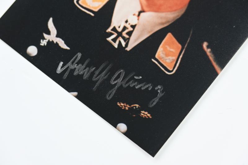 Signature of Luftwaffe KC-OLC Recipient 'Adolf Glunz'