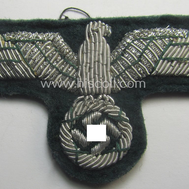 Detailed - and just moderately used! - WH (Heeres) officers'-type, hand-embroidered breast-eagle (ie. 'Brustadler für Offiziere') as executed in bright-silverish-coloured braid as was intended for usage on the various officers'-pattern tunics
