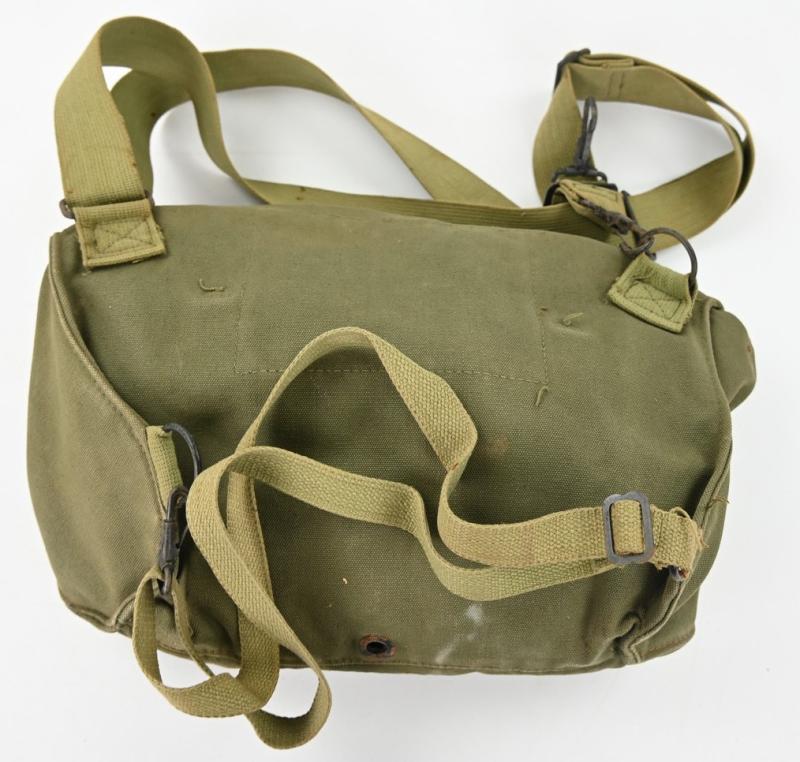 US WW2 Light Weight Gasmask Set