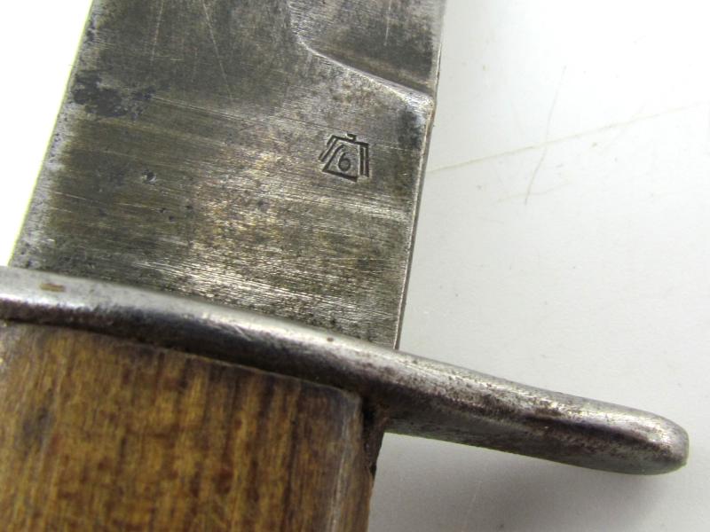 Luftwaffe combat boot knife or Stiefelmesser marked L6