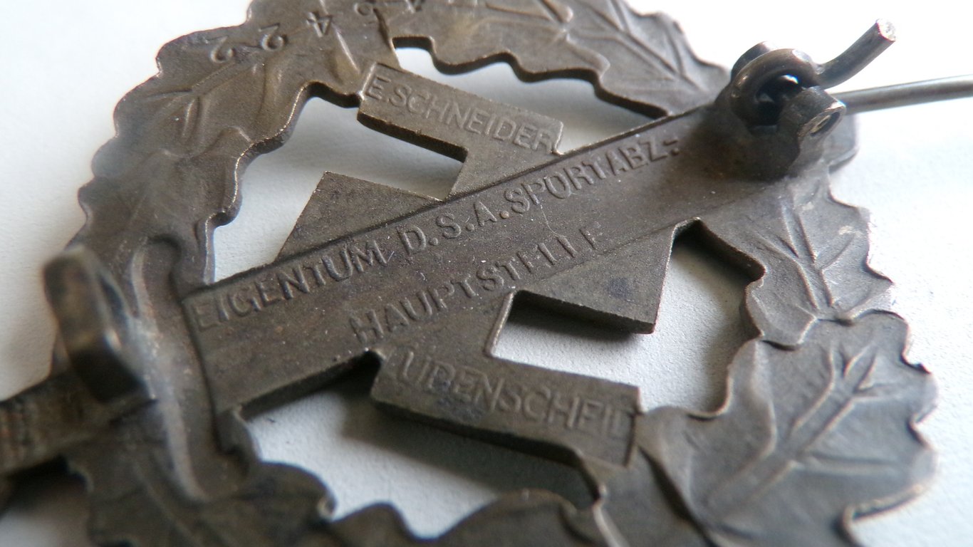 SA Sports Badge in Bronze 2nd Model 1935-1938