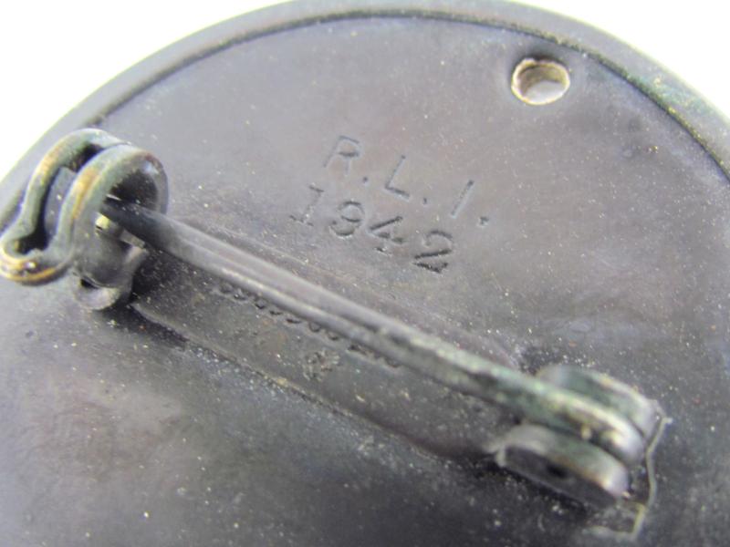 WW2 Radium Luminous Disk (1942 R.L.I.) with Original Leather Pouch